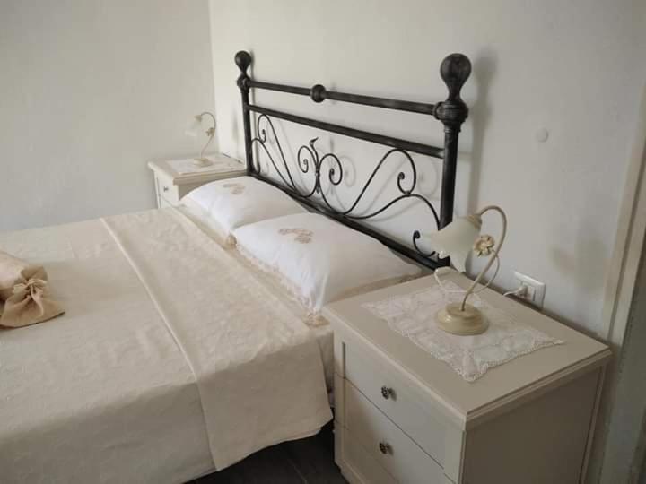 B&B Li Salcuneddi Aglientu Exterior foto