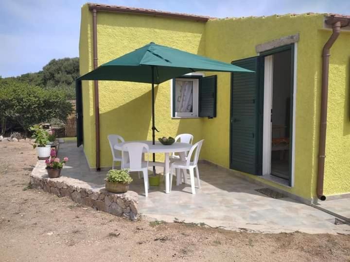 B&B Li Salcuneddi Aglientu Exterior foto