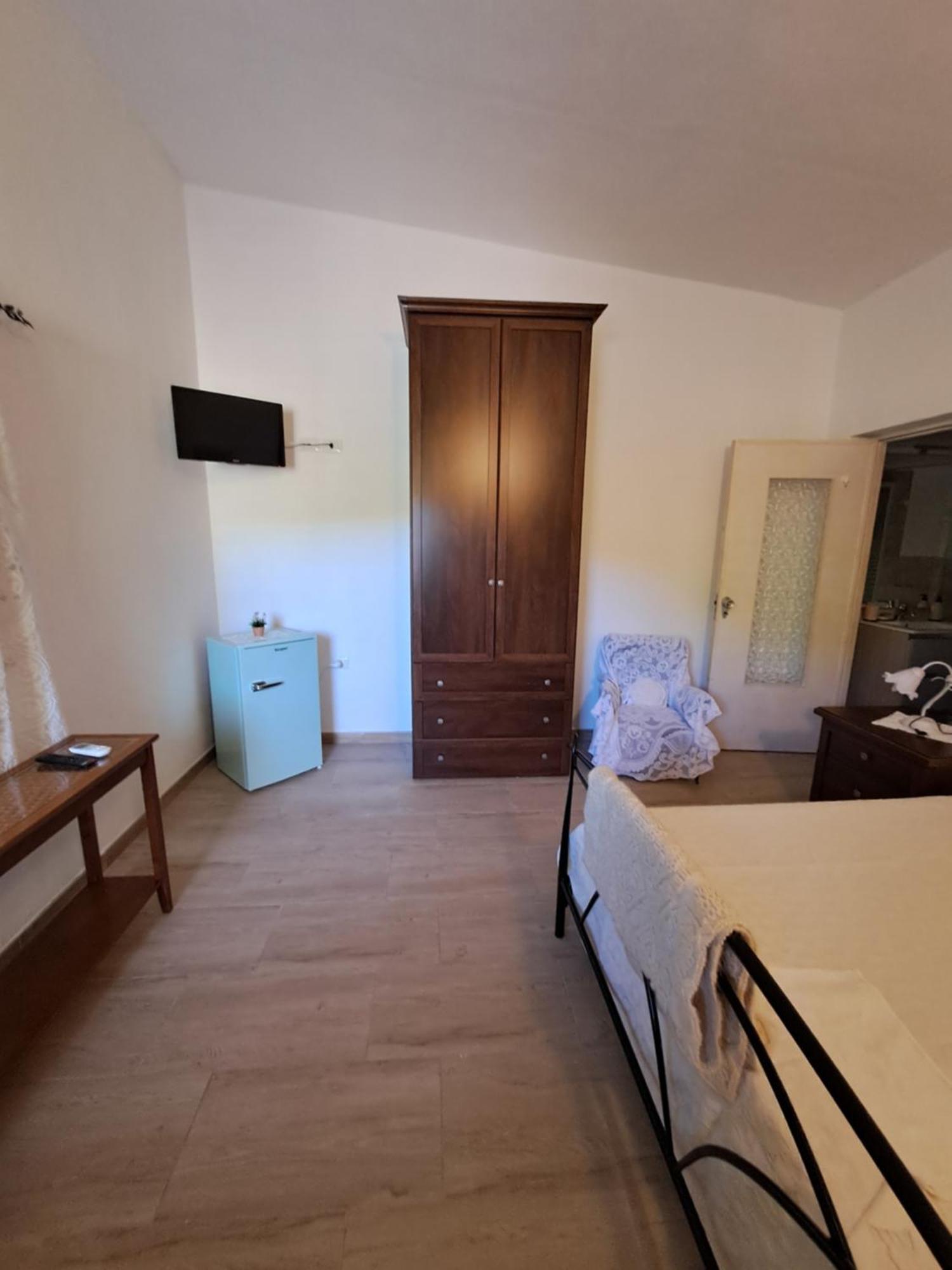 B&B Li Salcuneddi Aglientu Exterior foto